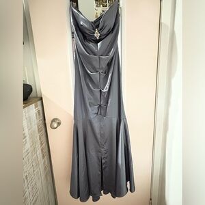 Vintage formal mermaid style dress, blue-ish grey, size 14p